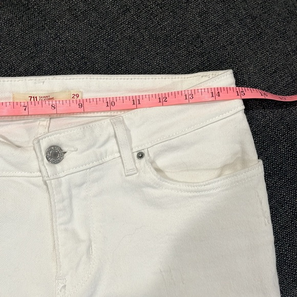 Women’s Levi’s skinny 711 - Picture 7 of 9